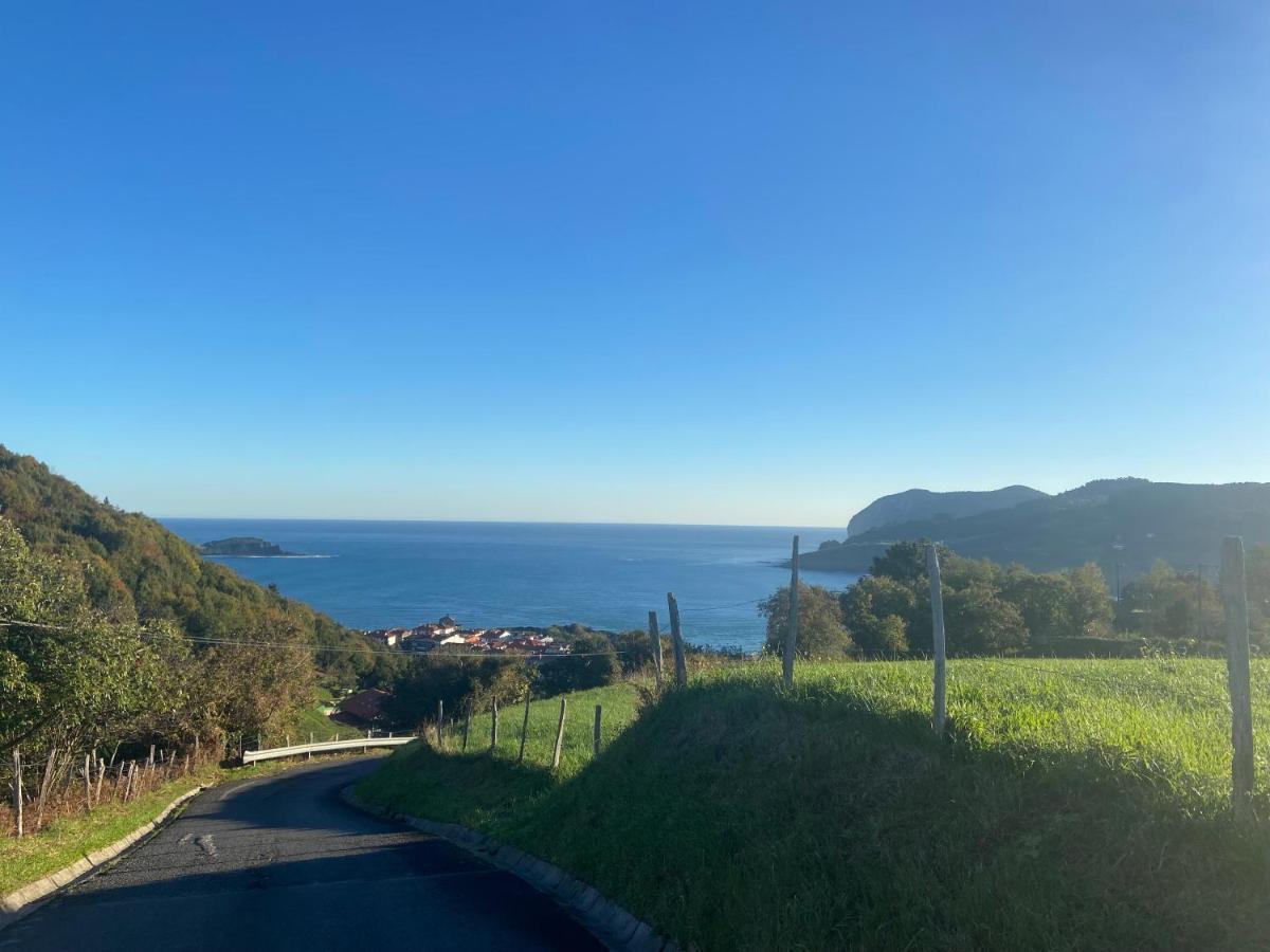 Mundaka Beachfront House Bagian luar foto