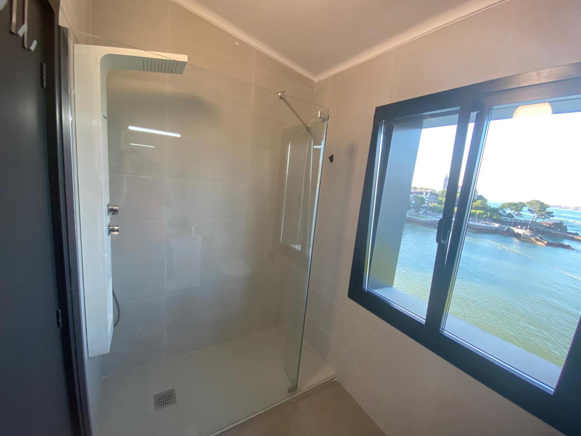 Mundaka Beachfront House Bagian luar foto