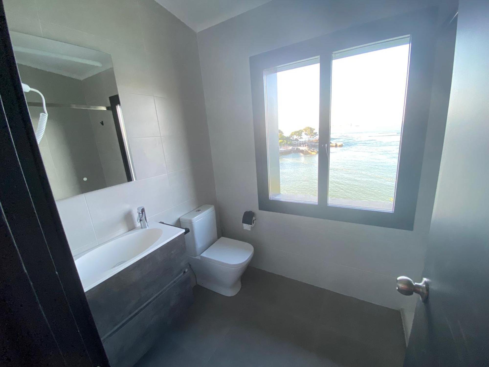Mundaka Beachfront House Bagian luar foto